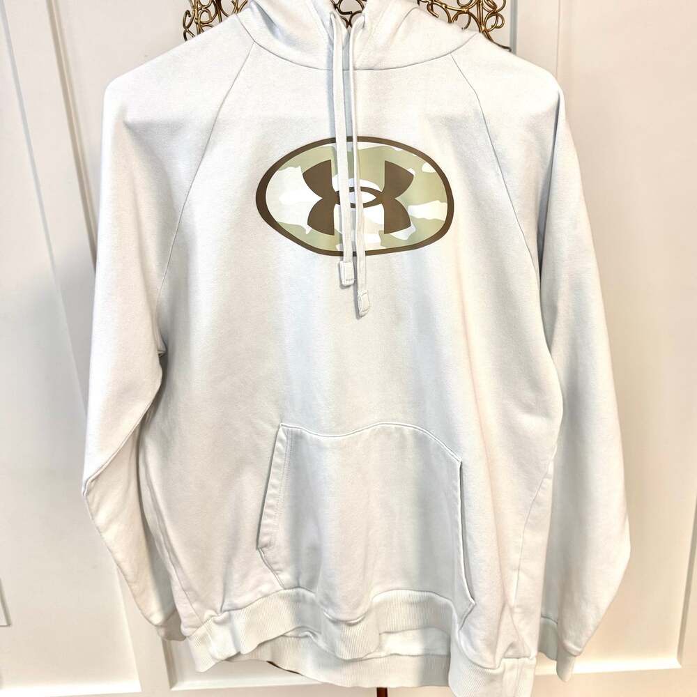 Under Armour Light Gray Hoodie with Camo Logo Size Large